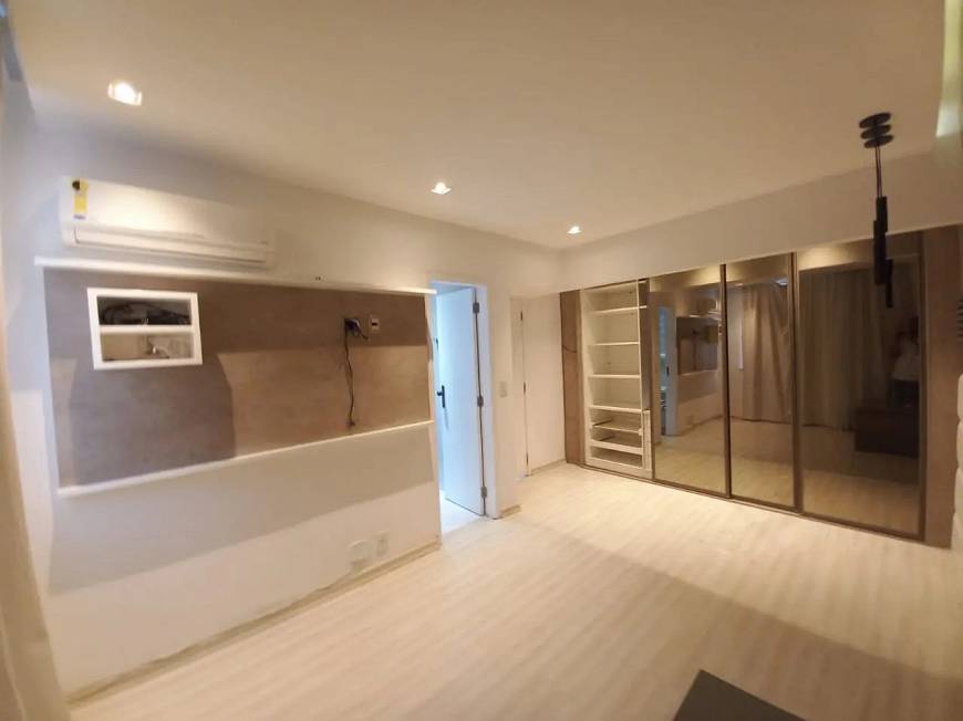Foto 3 de Apartamento com 3 Quartos para alugar, 120m² em Icaraí, Niterói