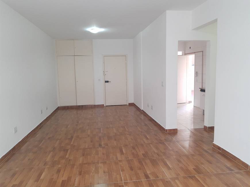 Foto 3 de Apartamento com 3 Quartos para alugar, 97m² em Santa Cecília, São Paulo