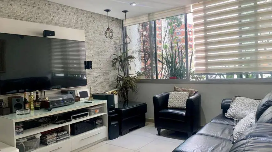 Foto 1 de Apartamento com 3 Quartos à venda, 128m² em Vila Nova Conceição, São Paulo