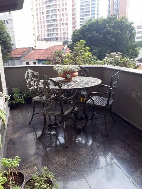 Foto 1 de Apartamento com 4 Quartos à venda, 170m² em Jardins, São Paulo