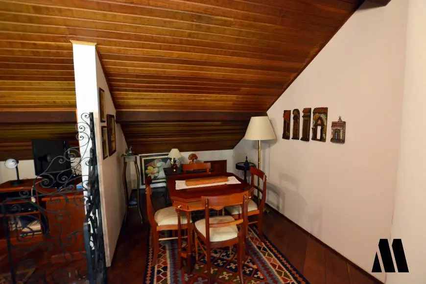 Foto 5 de Apartamento com 5 Quartos à venda, 178m² em Capivari, Campos do Jordão