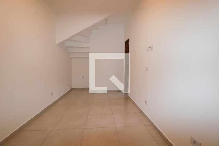 Foto 3 de Casa com 2 Quartos para alugar, 45m² em Vila Clementino, São Paulo