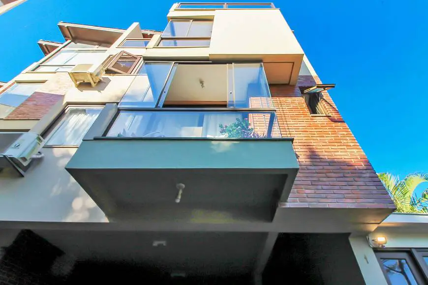 Foto 5 de Casa de Condomínio com 3 Quartos à venda, 200m² em Vila Assunção, Porto Alegre
