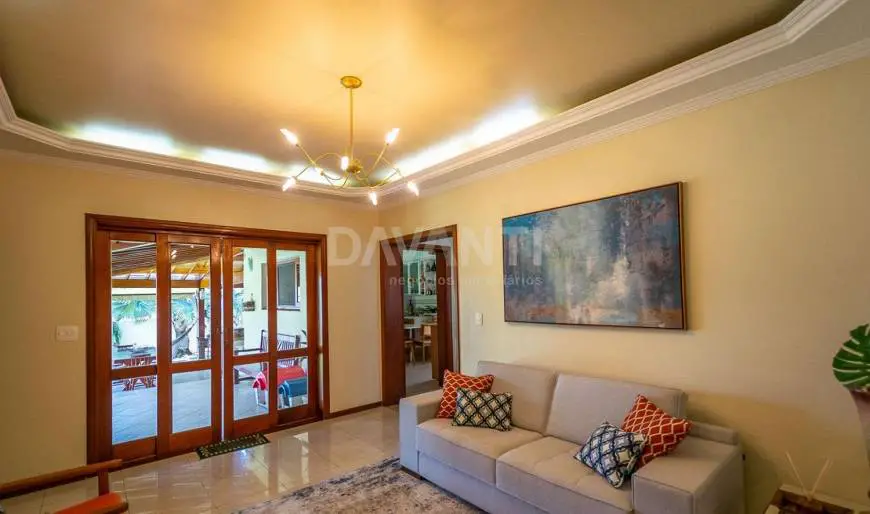 Foto 4 de Casa de Condomínio com 4 Quartos à venda, 450m² em Portal do Lago, Valinhos