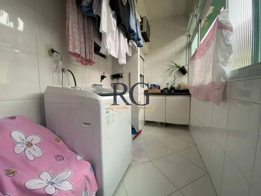 Foto 5 de Apartamento com 2 Quartos à venda, 85m² em Embaré, Santos
