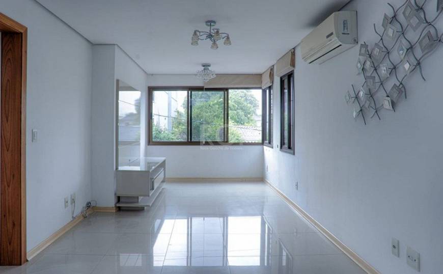 Foto 2 de Apartamento com 2 Quartos à venda, 96m² em Jardim Botânico, Porto Alegre