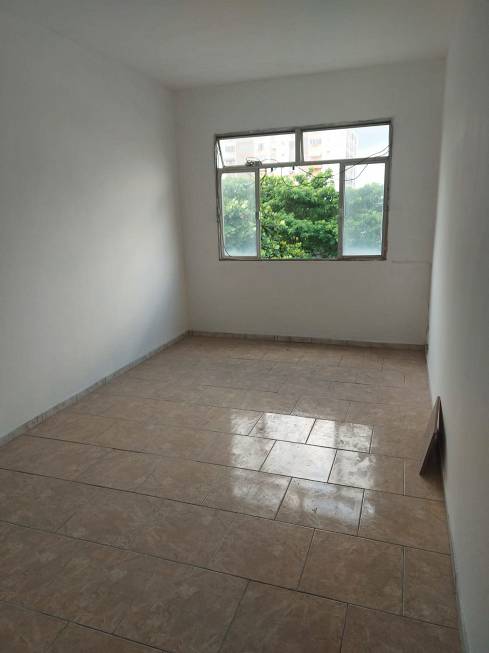 Foto 3 de Apartamento com 2 Quartos para alugar, 60m² em Senador Camará, Rio de Janeiro