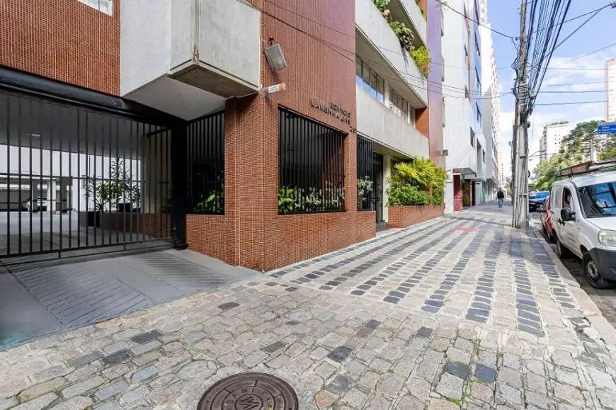 Foto 1 de Apartamento com 3 Quartos para alugar, 96m² em Centro, Curitiba