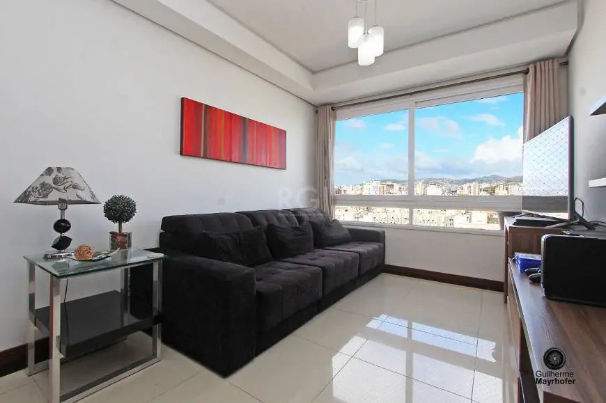 Foto 1 de Apartamento com 3 Quartos à venda, 83m² em Centro Histórico, Porto Alegre