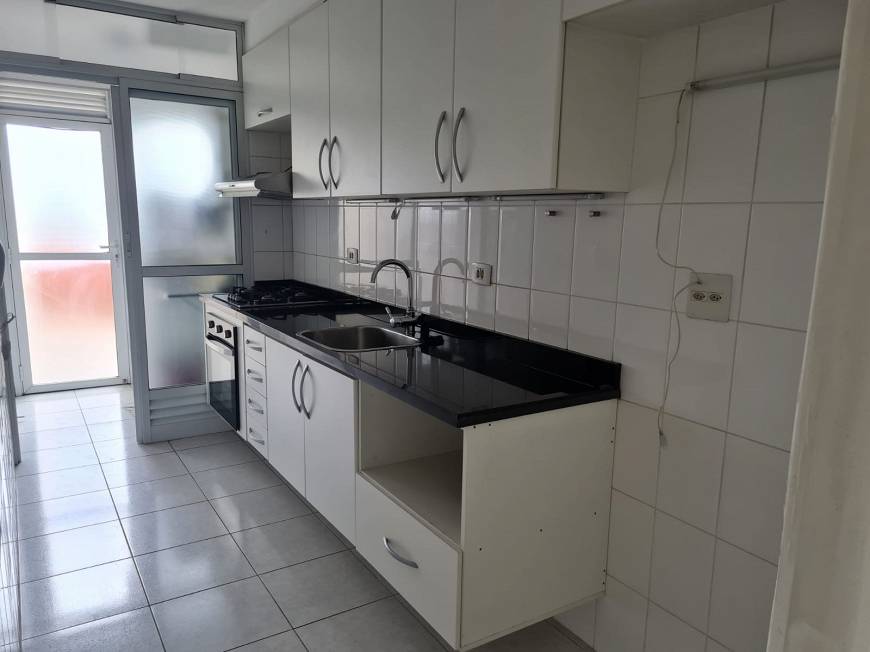 Foto 5 de Apartamento com 3 Quartos para venda ou aluguel, 82m² em Jardim Ester Yolanda, São Paulo