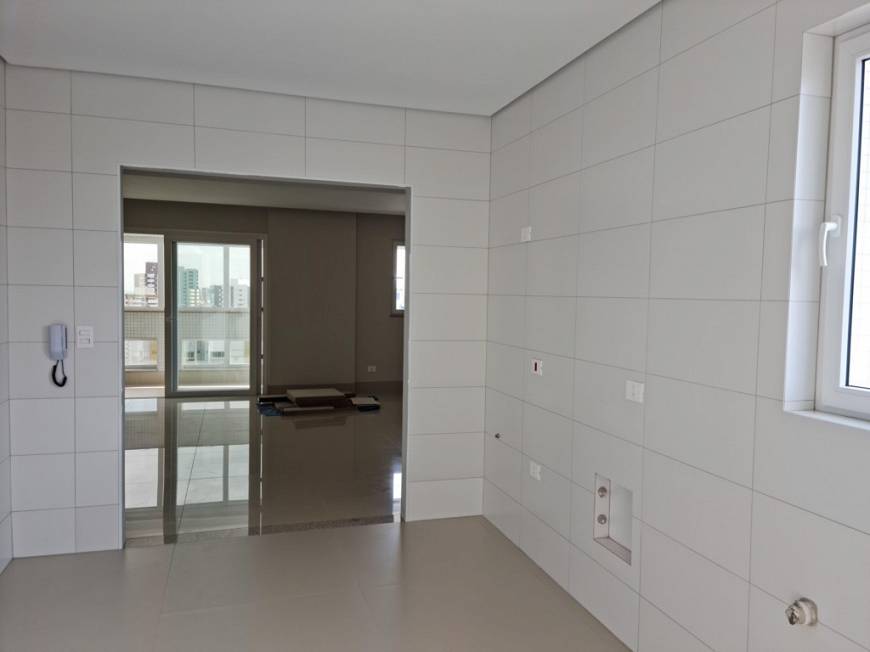 Foto 5 de Apartamento com 3 Quartos à venda, 131m² em Zona 07, Maringá