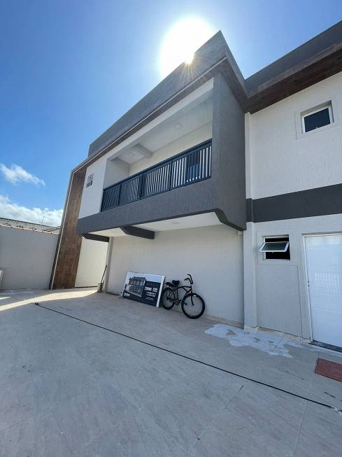 Foto 3 de Casa com 2 Quartos à venda, 54m² em Vila Caicara, Praia Grande