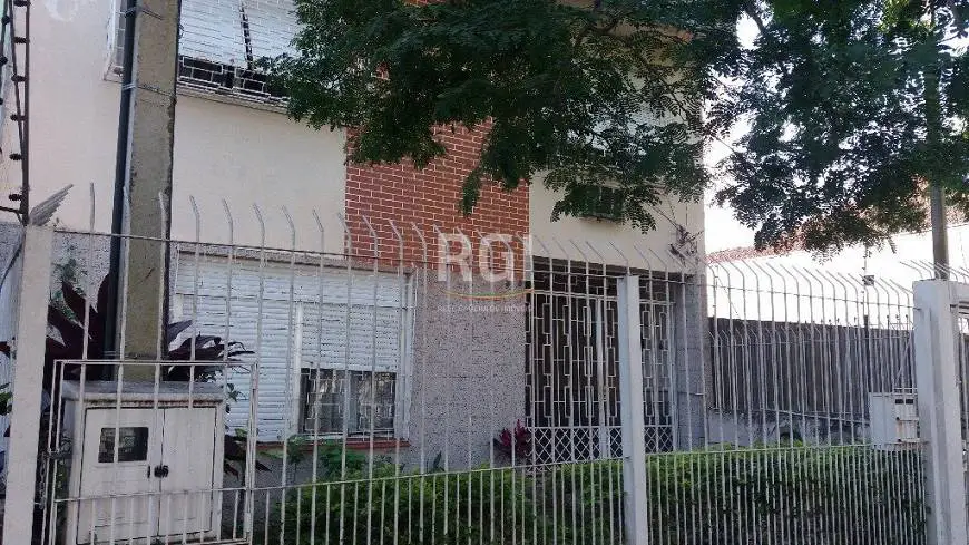 Foto 1 de Casa com 3 Quartos à venda, 388m² em Petrópolis, Porto Alegre