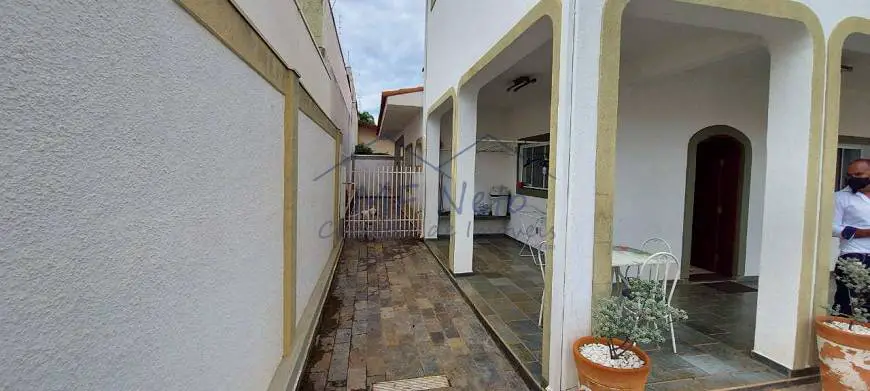 Foto 4 de Casa com 4 Quartos à venda, 600m² em Jardim Carlos Gomes, Pirassununga