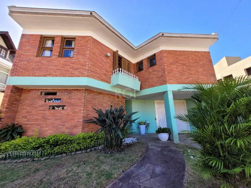 Foto 1 de Casa com 6 Quartos à venda, 369m² em Tristeza, Porto Alegre
