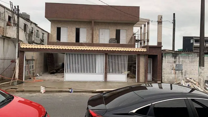 Foto 2 de Casa de Condomínio com 2 Quartos à venda, 71m² em Jardim Gloria, Praia Grande