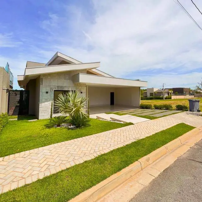 Foto 1 de Casa de Condomínio com 3 Quartos à venda, 239m² em Condominio Residencial Vila Jardim, Cuiabá