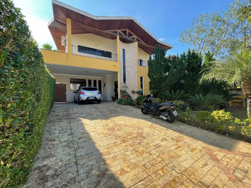 Foto 1 de Casa de Condomínio com 4 Quartos à venda, 320m² em Independencia, Taubaté