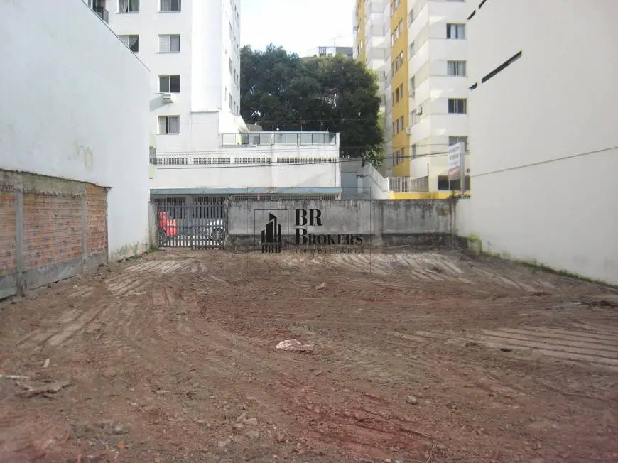 Foto 3 de Lote/Terreno para alugar, 10m² em Centro, Balneário Camboriú