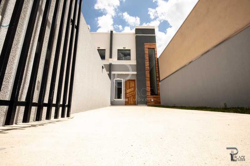 Foto 1 de Sobrado com 2 Quartos à venda, 68m² em Sitio Cercado, Curitiba