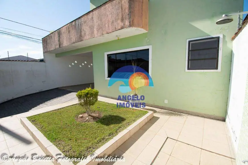 Foto 3 de Sobrado com 3 Quartos à venda, 150m² em Estancia Sao Jose, Peruíbe
