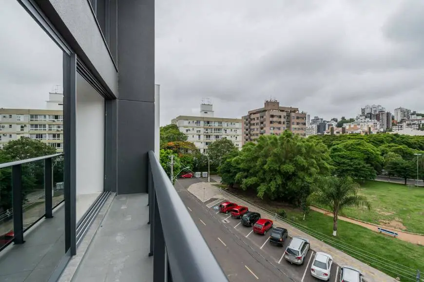 Foto 3 de Apartamento com 1 Quarto à venda, 79m² em Petrópolis, Porto Alegre