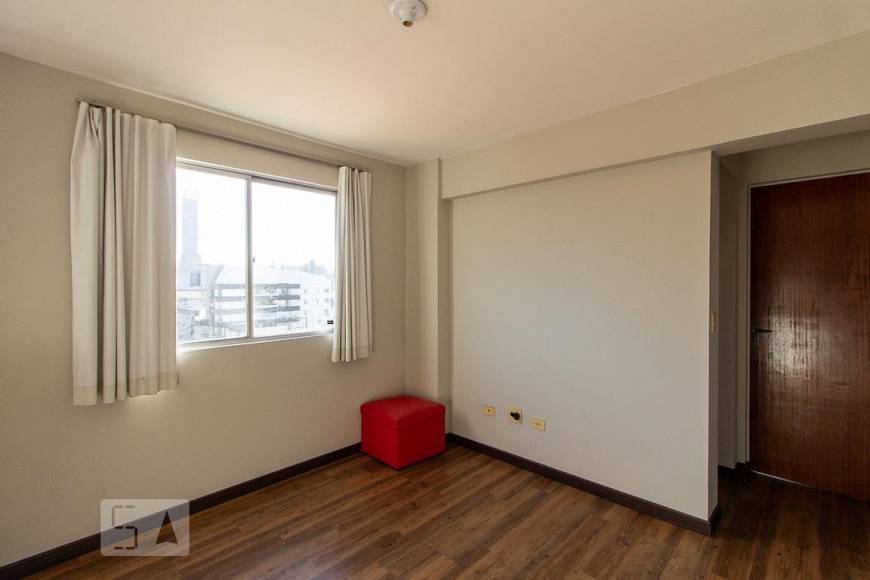 Foto 4 de Apartamento com 1 Quarto para alugar, 42m² em São Francisco, Curitiba