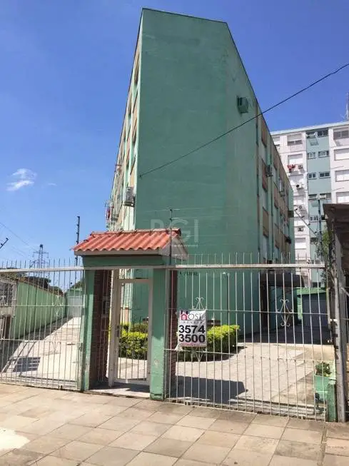 Foto 1 de Apartamento com 1 Quarto à venda, 44m² em Sarandi, Porto Alegre