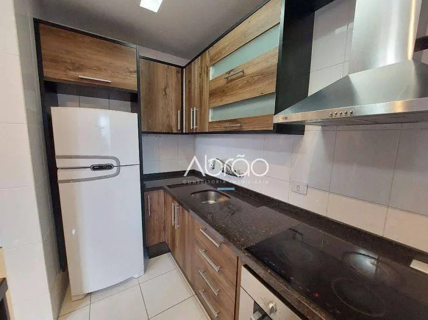 Foto 3 de Apartamento com 2 Quartos para alugar, 69m² em Batel, Curitiba
