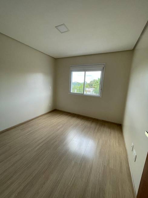 Foto 2 de Apartamento com 2 Quartos para alugar, 60m² em Charqueadas, Caxias do Sul