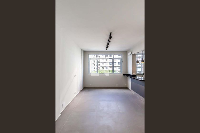 Foto 5 de Apartamento com 2 Quartos para alugar, 62m² em Consolação, São Paulo