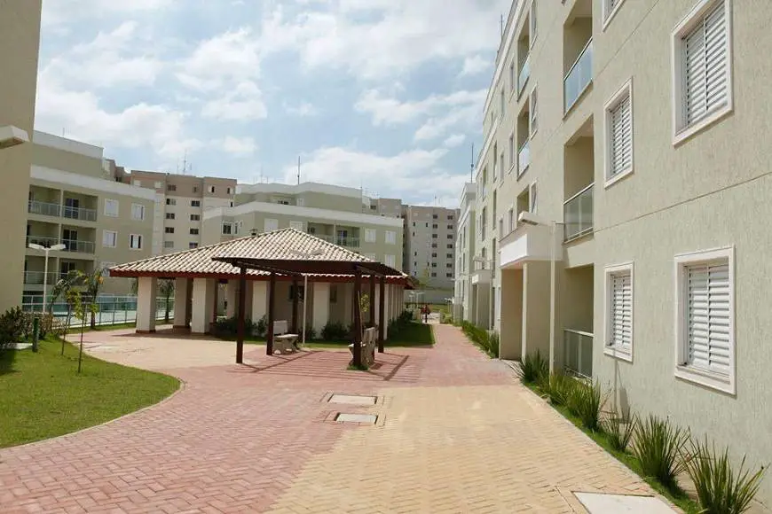 Foto 2 de Apartamento com 2 Quartos à venda, 54m² em Jardim Adelina, Cotia