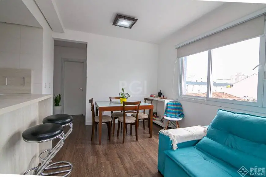Foto 5 de Apartamento com 2 Quartos à venda, 63m² em Santana, Porto Alegre