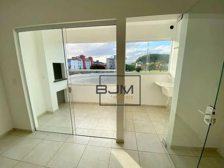 Foto 1 de Apartamento com 2 Quartos à venda, 79m² em Santo Antônio, Joinville