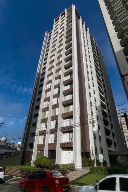 Foto 1 de Apartamento com 3 Quartos para alugar, 160m² em Água Verde, Curitiba