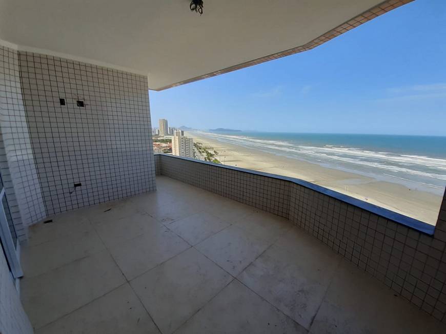 Foto 1 de Apartamento com 3 Quartos à venda, 110m² em Balneário Maracanã, Praia Grande