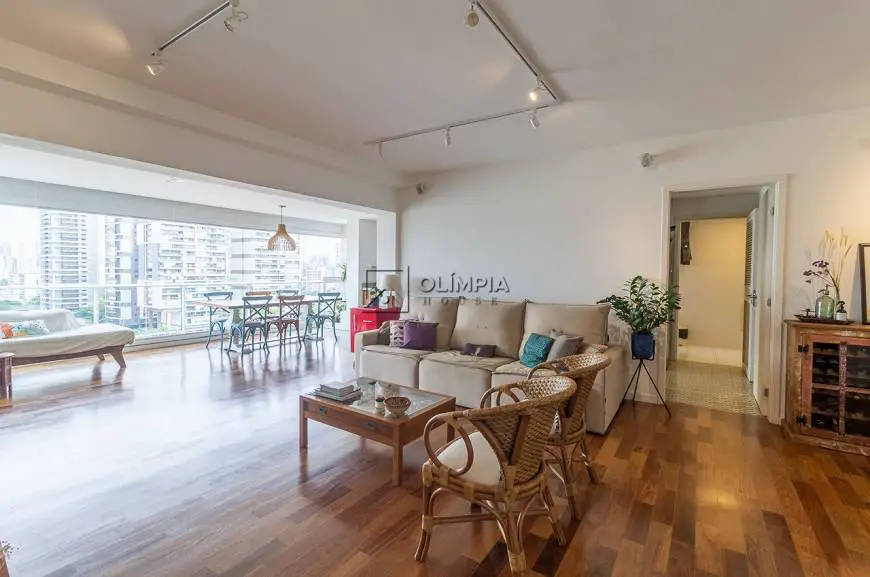 Foto 4 de Apartamento com 3 Quartos à venda, 138m² em Brooklin, São Paulo