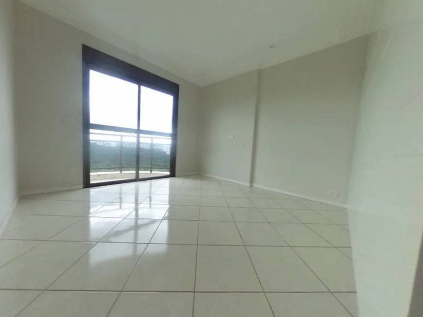 Foto 1 de Apartamento com 3 Quartos para alugar, 160m² em Duque de Caxias, Cuiabá