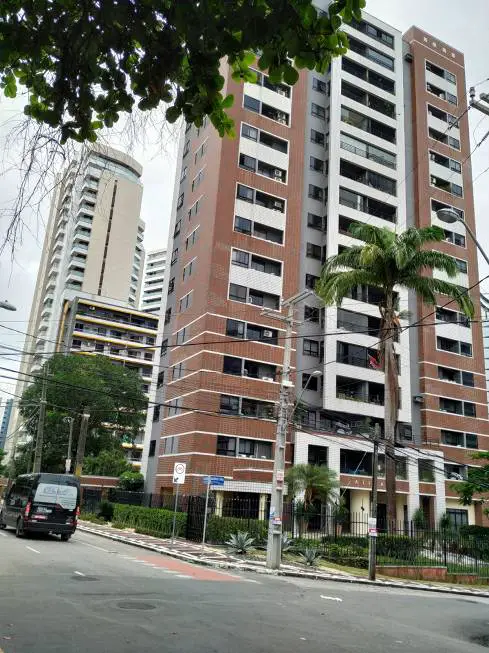 Foto 1 de Apartamento com 3 Quartos à venda, 159m² em Meireles, Fortaleza