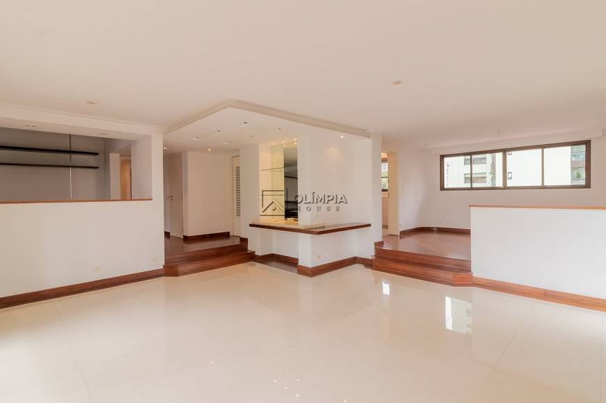 Foto 5 de Apartamento com 3 Quartos para alugar, 200m² em Moema, São Paulo