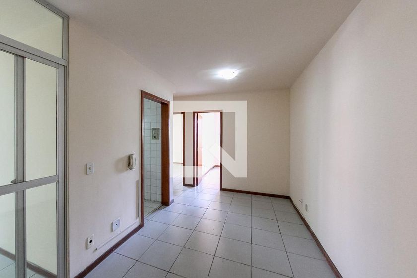 Foto 1 de Apartamento com 3 Quartos para alugar, 65m² em Monte Castelo, Contagem