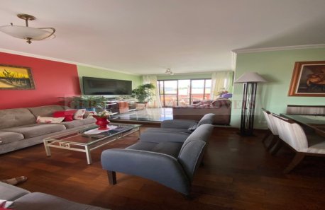Foto 1 de Apartamento com 3 Quartos à venda, 185m² em Vila Brasilina, São Paulo