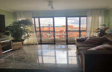 Foto 2 de Apartamento com 3 Quartos à venda, 185m² em Vila Brasilina, São Paulo