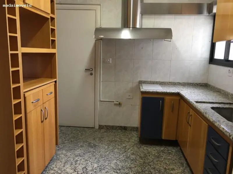 Foto 2 de Apartamento com 3 Quartos para alugar, 145m² em Vila Oliveira, Mogi das Cruzes