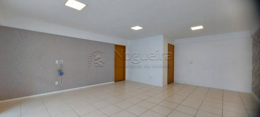 Foto 4 de Apartamento com 4 Quartos à venda, 159m² em Apipucos, Recife