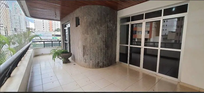 Foto 4 de Apartamento com 4 Quartos à venda, 250m² em Setor Bueno, Goiânia
