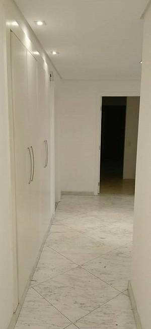 Foto 3 de Apartamento com 4 Quartos à venda, 295m² em Vila Regente Feijó, São Paulo