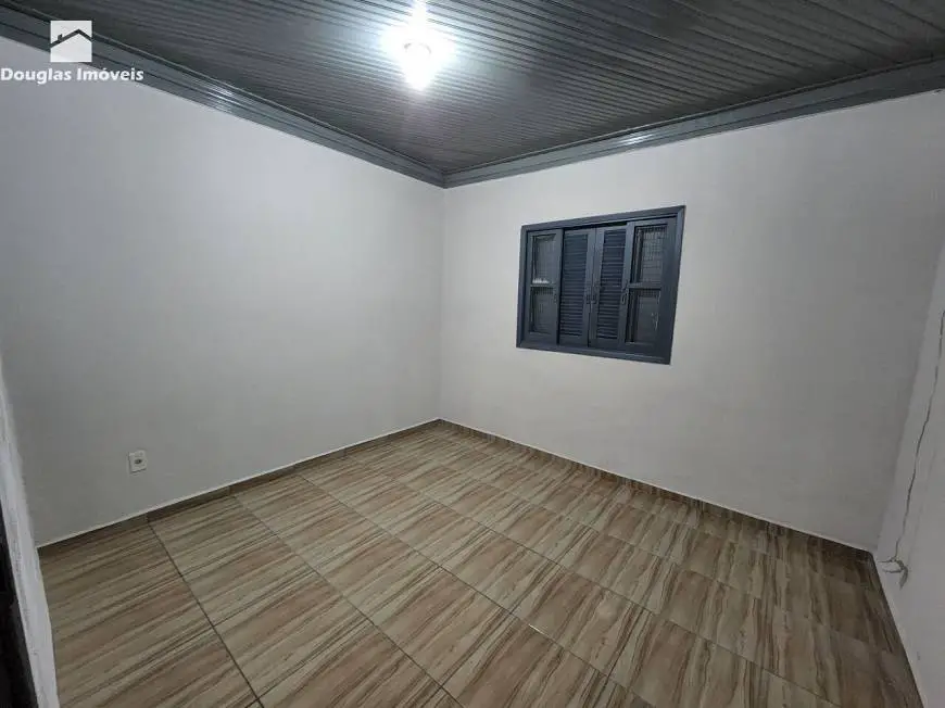 Foto 3 de Casa com 2 Quartos para alugar, 60m² em Jardim Patente, São Paulo