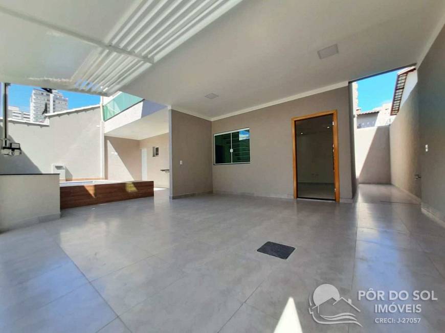 Foto 3 de Casa com 3 Quartos à venda, 220m² em Cidade Ocian, Praia Grande
