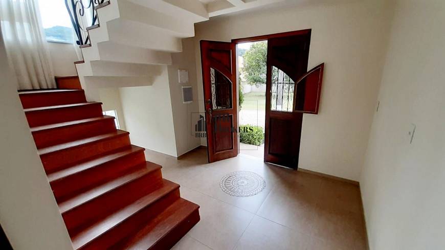 Foto 4 de Casa com 4 Quartos à venda, 232m² em Ariribá, Balneário Camboriú